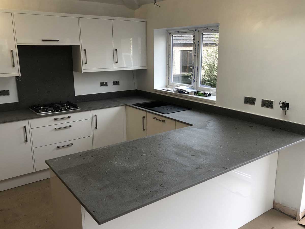 Diore Porcelain Mendoza